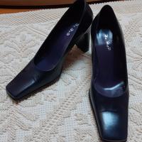Scarpe décolleté blu in pelle 
