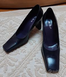 Scarpe décolleté blu in pelle 