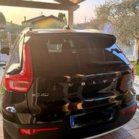 Auto Volvo XC40