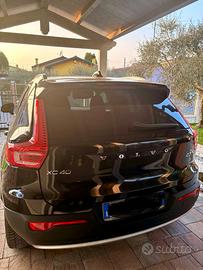 Auto Volvo XC40