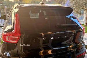 Auto Volvo XC40