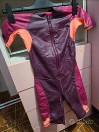 Muta termica nuoto bimba