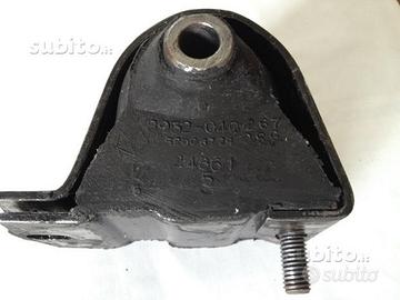 Supporto motore jeep cherokee 2.1 td 4.0 benzina