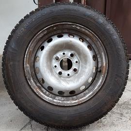 Cerchi con gomme invernali 155/80 R13