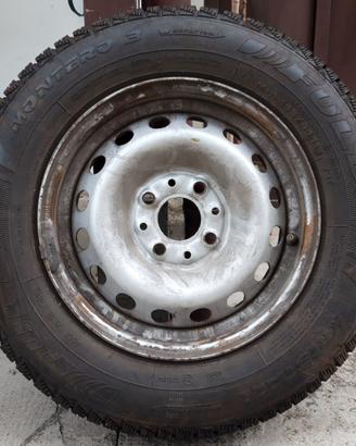 Gomme invernali 155/80 R13 con cerchi