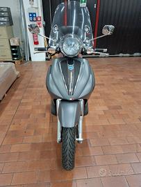 scooter piaggio beverly cruiser 500 IE 