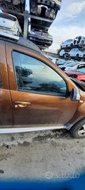 DACIA DUSTER 2012 - PORTA ANTERIORE DESTRO
