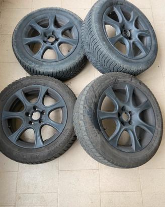 Cerchi 16” con pneumatici