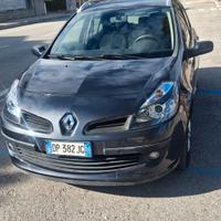 Renault Clio 152000 diesel  1,5 hdi neopatentati