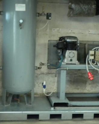 COMPRESSORE + SERBATOIO  COMPRENSIVO CABINA 10HP
