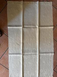 Asciugamano in lino vintage