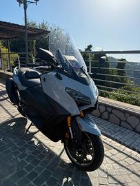 Yamaha T-Max 560 Tech Max