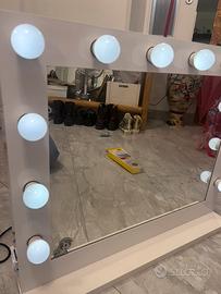 Specchio make up luci - Arredamento e Casalinghi In vendita a Palermo