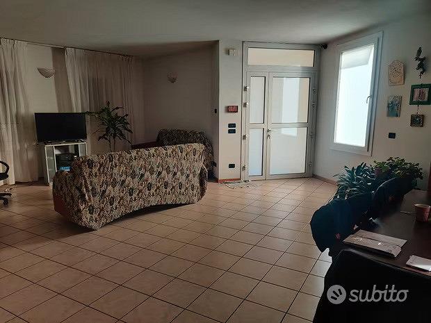 House in Crespano del Grappa, Treviso - Vista 5