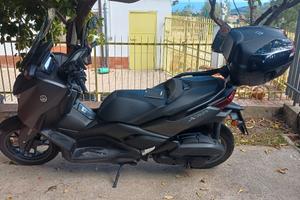 Yamaha Xmax 125