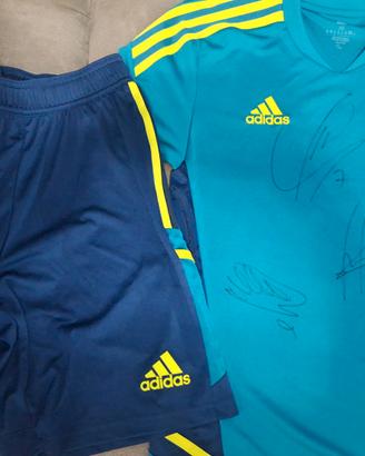 Maglia e pantaloncini  allenamento firmata Juve