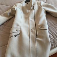 Cappotto beige sfiancato