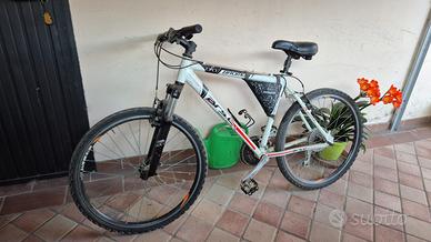 MOUNTAIN BIKE BROMONT