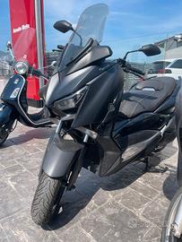 Yamaha X-Max 300