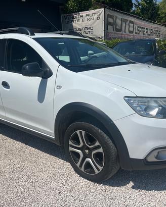 Dacia Sandero 1.5dCi NAVI Serie Speciale Wow