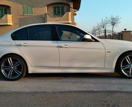 BMW Serie 3 (F30/31) 320d Sport