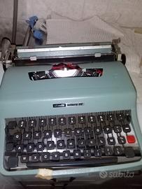 macchina da scrivere 