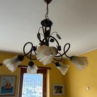 Lampadario e piantana