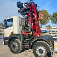 gru e scarrabile scania