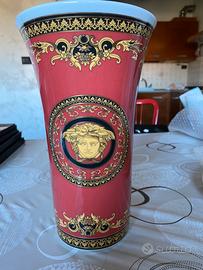 Vaso Versace + piatto “Medusa”, Rosenthal.