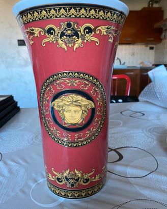 Vaso Versace + piatto “Medusa”, Rosenthal.