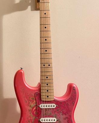 Fender Stratocaster Pink Paisley