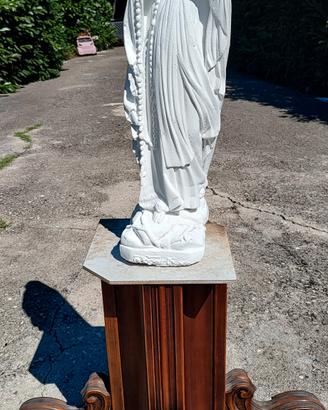 Statua della Madonna 