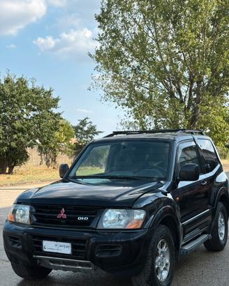 Mitsubishi Pajero 3.2 D (pompa gasolio da fare)