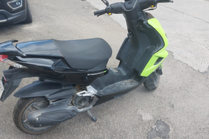 Scooter peugeot 50 cc speedfight 4