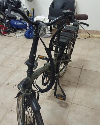 Bicicletta pedalata assistita