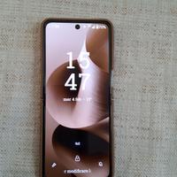 MOTOROLA RAZR 60 ULTRA 5G 12 GB  16 RAM 