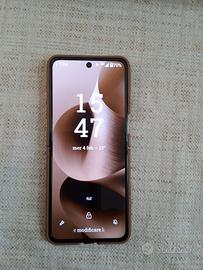 MOTOROLA RAZR 60 ULTRA 5G 12 GB  16 RAM 