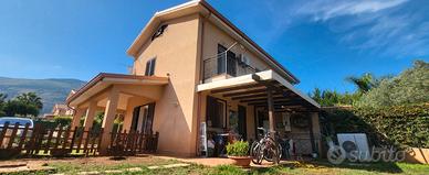 Carini Villa in residence recente costruzione