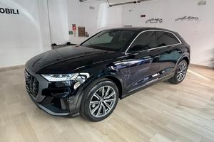Audi Q8 45 3.0 tdi mhev Quattro Tiptronic S-Line