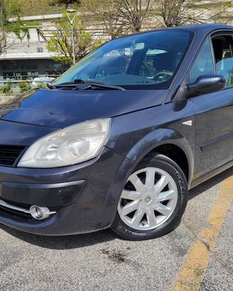 RENAULT SCENIC 1,5 dCi-TAGLIANDO NUOVO