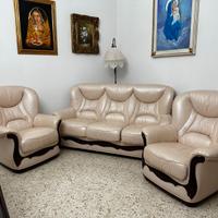 Divano e poltrone girevoli