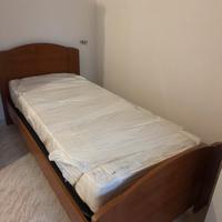 Letto singolo con materasso