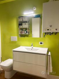 Mobile bagno con specchio e luce led