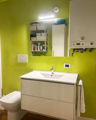 Mobile bagno con specchio e luce led