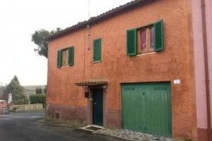 Casa indipendente a Pitigliano
