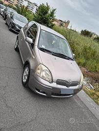 Toyota Yaris 1.3 benzina 2001