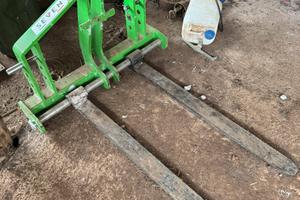 Forche a muletto per trattore