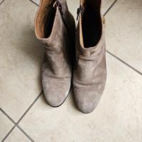 Stivaletti donna in camoscio n. 39