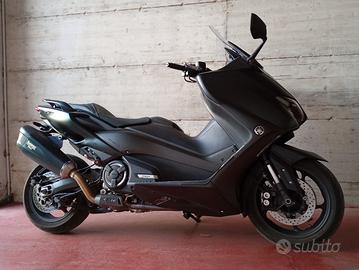 Tmax 560 