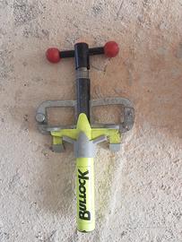 Bullock antifurto modello Y con due chiavi